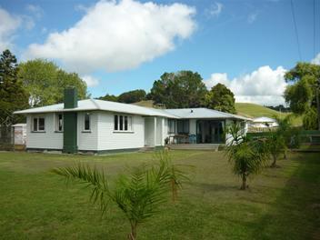 6 Depot Road, Paparoa