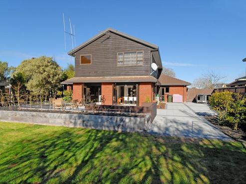 76 Harrowfield Drive, Harrowfield
