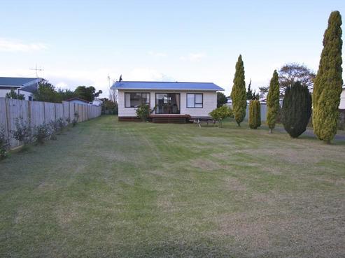 104 Exeter Road, Whangamata