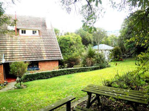 4 Cromwell Street, Wakari