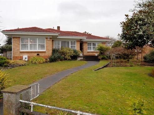 6 Christie Street, Forest Lake