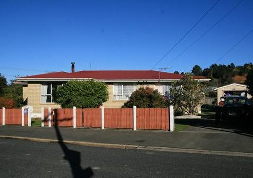 3 Hall Road, Sawyers Bay
