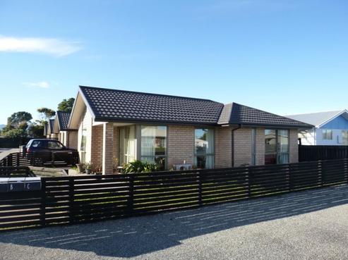 17 Queen Street, Westport