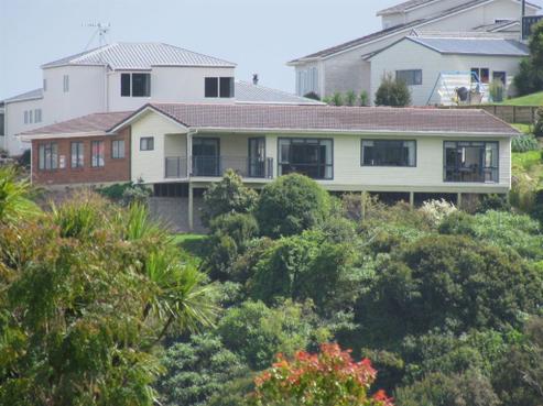 107 Whitehead Way, Thames