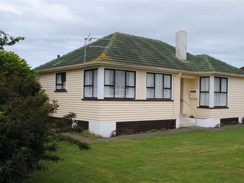 8 Iredale Road, Hawera