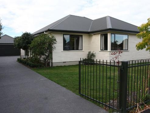 162 Langdons Road, Northcote
