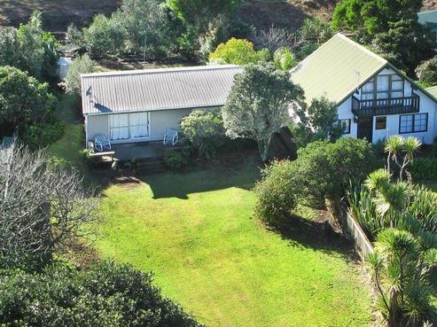 166 Ocean Beach Road, Tairua