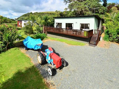 5 Buckleton Road, Tawharanui Peninsula