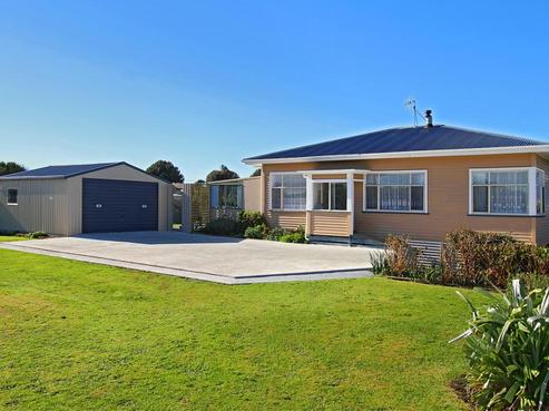 71 Riemenschneider Street, Manaia