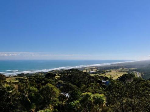 122 Domain Crescent, Muriwai