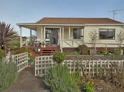 1/24 Edgewater Parade, Waiuku