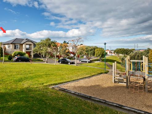 22 Highgrove Lane, Totara Vale