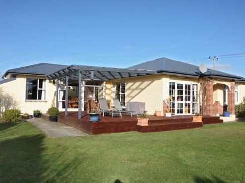 351 Racecourse Road, Hargest