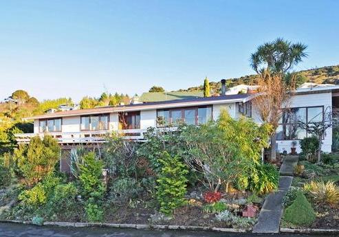25 Honeystone Street, Helensburgh
