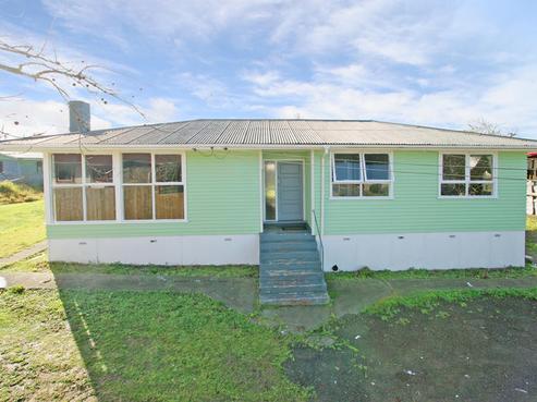 12 Grundy Place, Otara