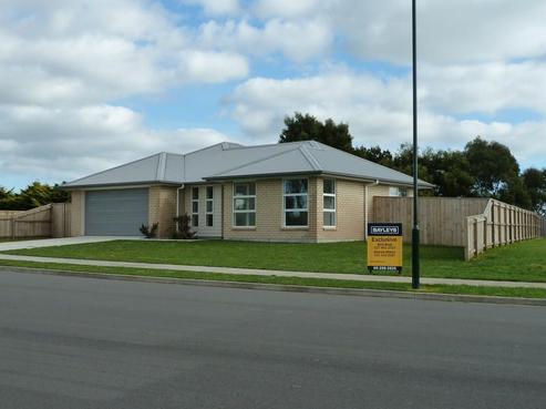 77 Parkhaven Drive, Rosehill