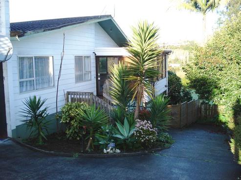 25B Escalona Street, Kamo