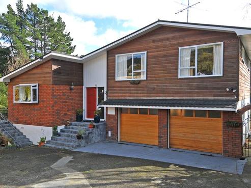 1 Taunton Way, Pinehaven