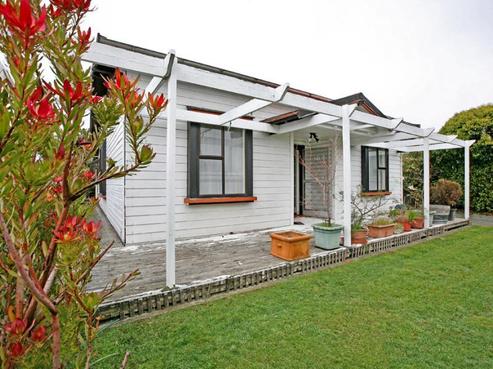 601 Park Road North, Parkvale