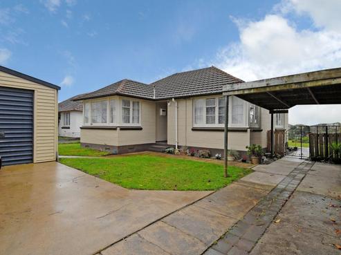 51 Montgomery Crescent, Bader