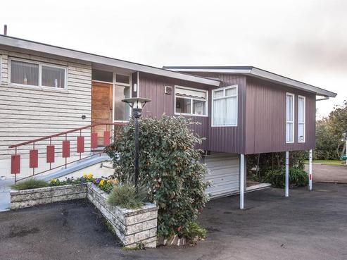 16 Chittick Place, Saint Johns Hill