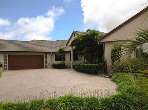 13 Raungawari Drive, Huntington