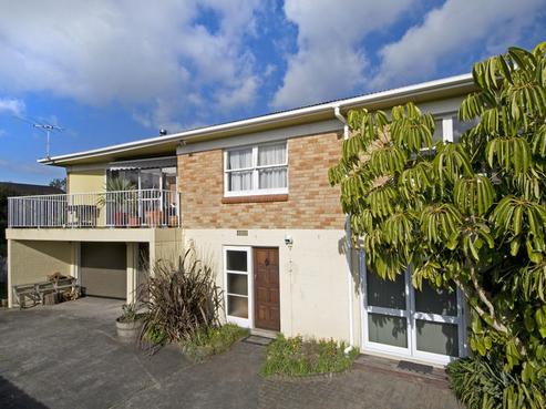 11 Dawnhaven Drive, Te Atatu Peninsula