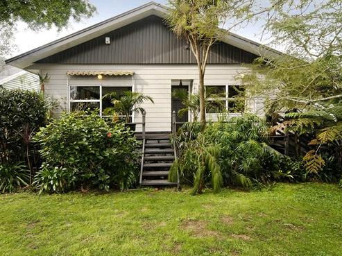 435 Point Chevalier Road, Point Chevalier