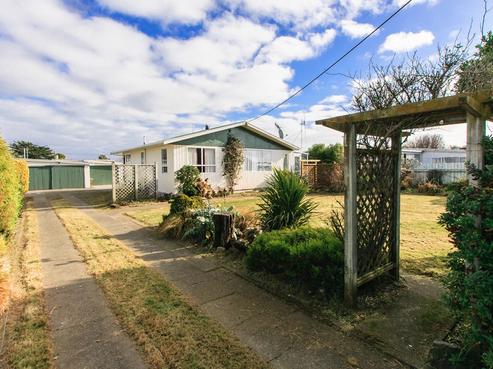 7 Aru Street, Tangimoana