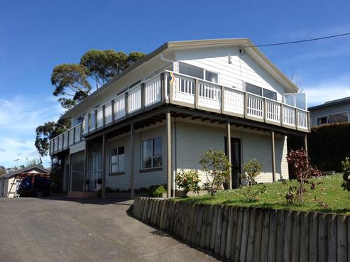 1/54 Lyons Avenue, Murrays Bay