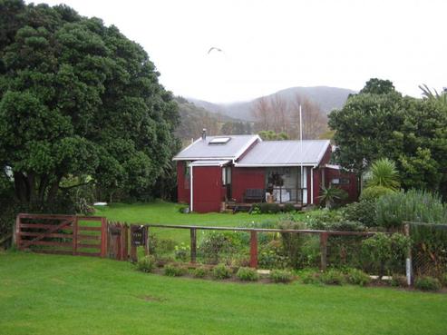 1659 Port Charles Road, Port Charles