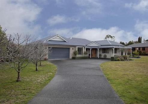 15 Grace Avenue, Leamington
