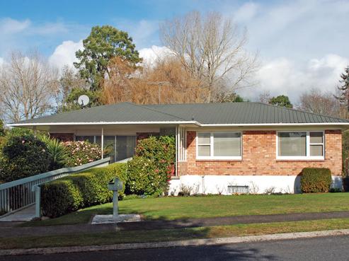 3 Crisp Avenue, Pukekohe