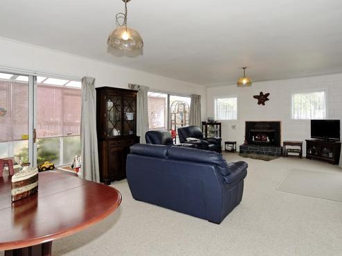 4 Blythe Place, Glendene