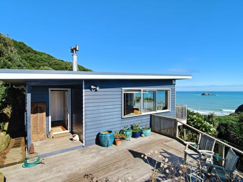 21 Waitea Road, Muriwai