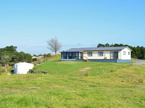 111 Valley View Road, Otaika