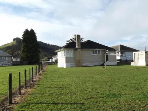 12 Edwards Place, Paeroa