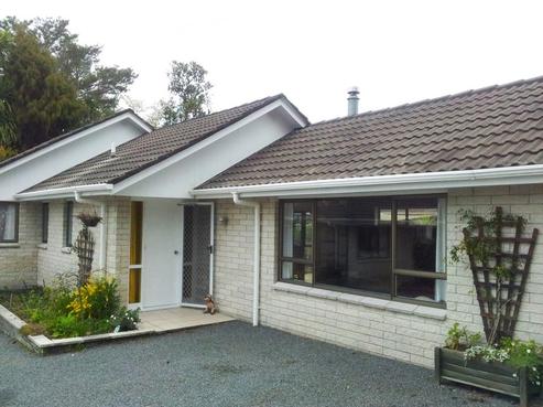 8 Sophia Street, Glenholme