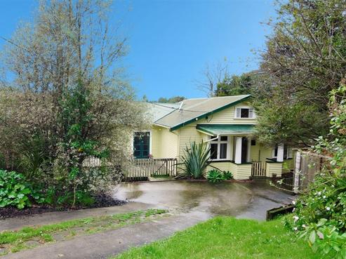 370 Huia Road, Titirangi