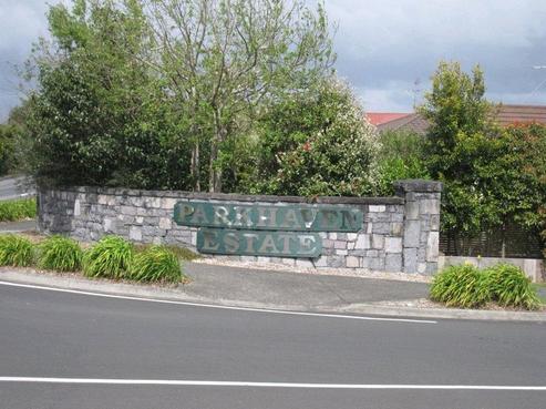 92 Parkhaven Drive, Rosehill