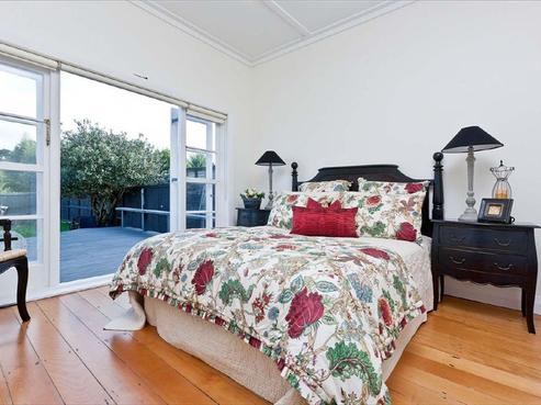 72 Old Mill Road, Westmere