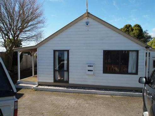 67 Russell Road, Koutu