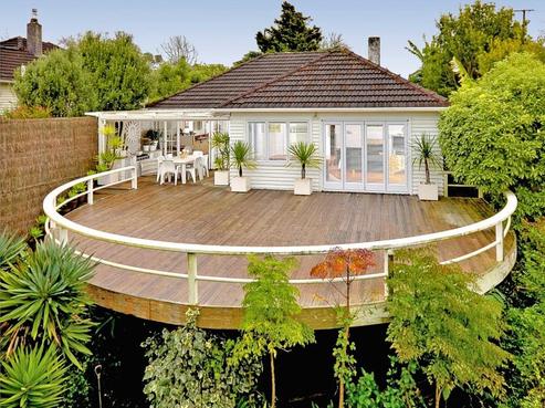 133 Hinemoa Street, Birkenhead