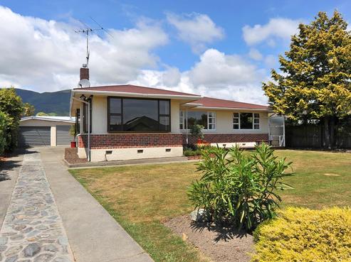 15 Mcmahon Street, Stoke