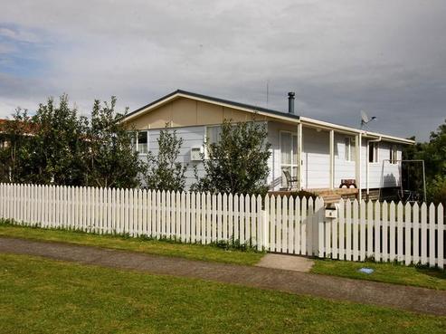 8 Tuiti Street, Waitara