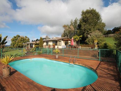 1887 Ponga Road, Hunua