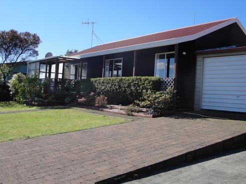 102 Susan Street, Whangamata