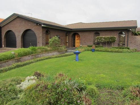 72 Chedworth Avenue, Chedworth