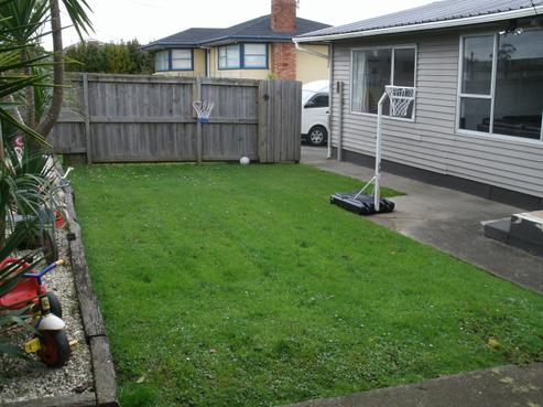 1/642 East Coast Road, Pinehill