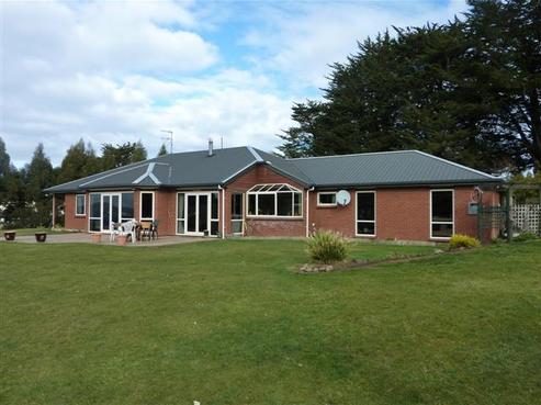 12 Brinsdon Road, Halfway Bush